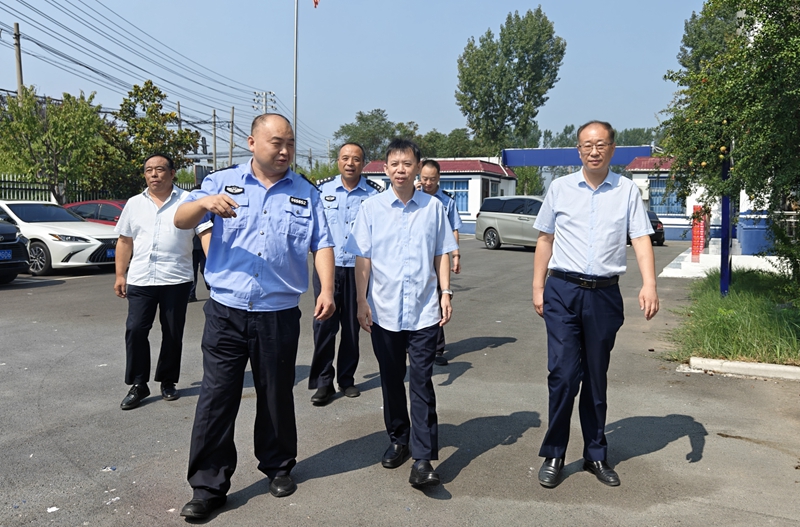 博農(nóng)集團(tuán)慰問(wèn)轄區(qū)一線派出所民警